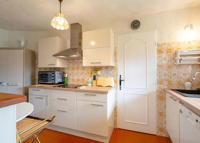 Apartamento Les Pins By Interhome Saint-Raphaël