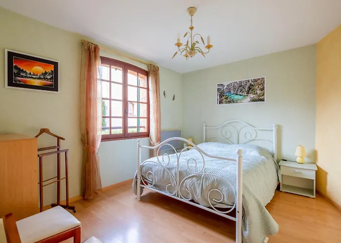 아파트 Les Pins By Interhome *